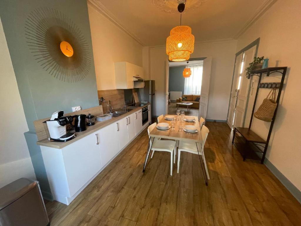 -Le Petit Rochelais- Centre Ville, Stationnement, Netflix - Ideal Couples, Familles, Business 니오르 외부 사진